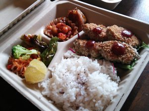 車麩カツ弁当