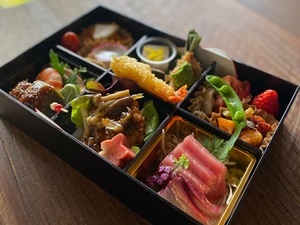 米ディデリ懐石膳（上）